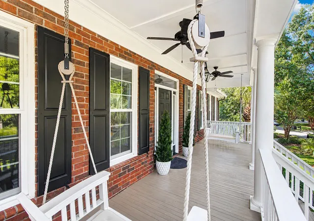 Photo 4 of Single family home for sale at 2597 John Boone Ct, Mount Pleasant, SC 29466 | MLS# 26024490 | Listing updated on 2026-09-14