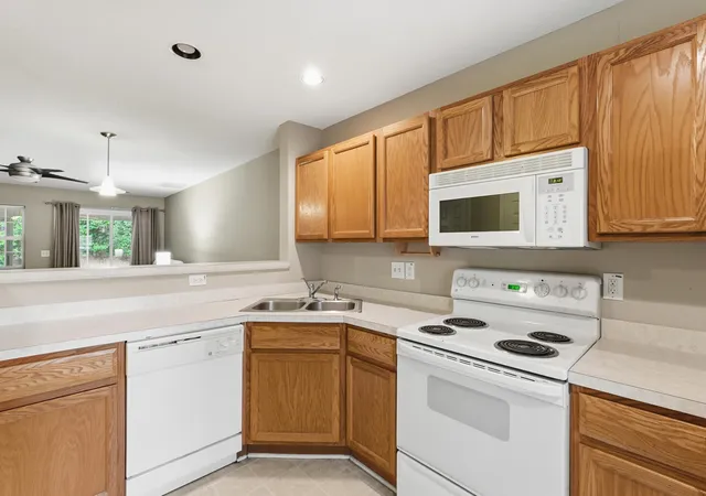 4th image of 903 Elm Hall Cir, Summerville, SC 29483 | MLS# 26017791