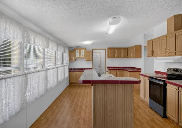 Photo 2 of Manufactured home for sale at 32 Lightsey Quarters Ln, Cottageville, SC 29435 | MLS# 26021597 | Listing updated on 2026-09-01