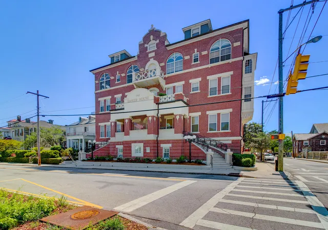 Homes for sale in Charleston, SC | 55 Ashley Ave #2, Charleston, SC 29401 | MLS# 26011275
