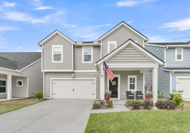 Homes for sale in Summerville, SC | 1125 Spotflower St, Summerville, SC 29485 | MLS# 26012246