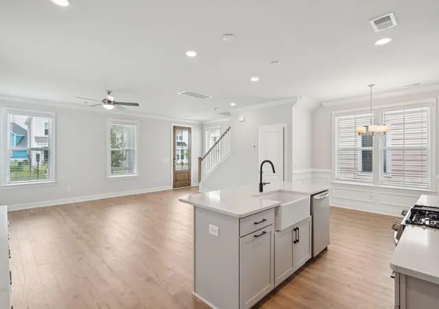 Photo 4 of Single family home for sale at 703 Minton Rd, Charleston, SC 29412 | MLS# 26001576 | Listing updated on 2026-09-08