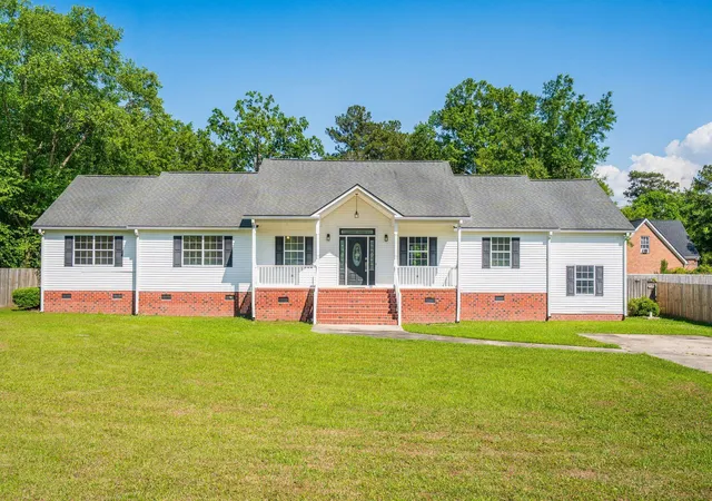 Photo 1 of Single family home for sale at 1004 Magnolia Ln, Moncks Corner, SC 29461 | MLS# 26011428 | Listing updated on 2026-08-17