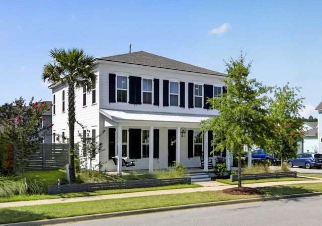 Photo 3 of Single family home for sale at 262 Great Lawn Dr, Summerville, SC 29486 | MLS# 26021886 | Listing updated on 2026-09-22