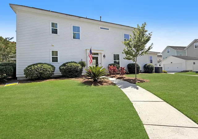 Photo 2 of Townhouse for sale at 866 Rue Dr, Charleston, SC 29414 | MLS# 26019397 | Listing updated on 2026-10-26