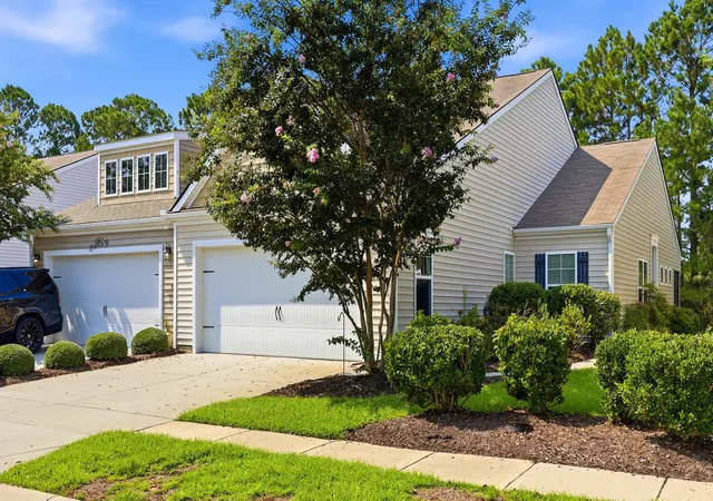 Listing Photo 2 - Condo for sale in building located at 4432 Livorn Loop, Myrtle Beach, SC 29579