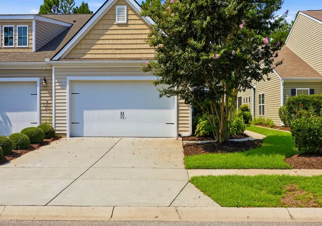 Listing Photo 3 - Condo for sale in building located at 4432 Livorn Loop, Myrtle Beach, SC 29579