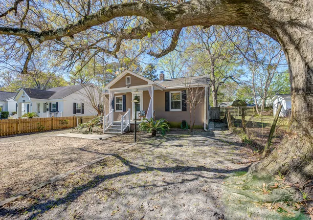 1st image of 4545 Holly St, North Charleston, SC 29405 | MLS# 26023053
