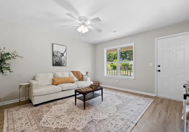 Homes for sale in Moncks Corner, SC | 107 Hill Ct, Moncks Corner, SC 29461 | MLS# 26019361