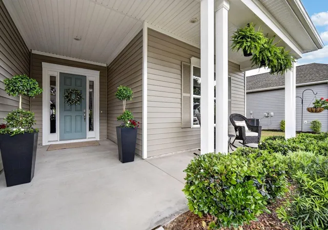 Photo 4 of Single family home for sale at 581 Marsh Cvs Cir, Summerville, SC 29486 | MLS# 26012486 | Listing updated on 2026-08-30
