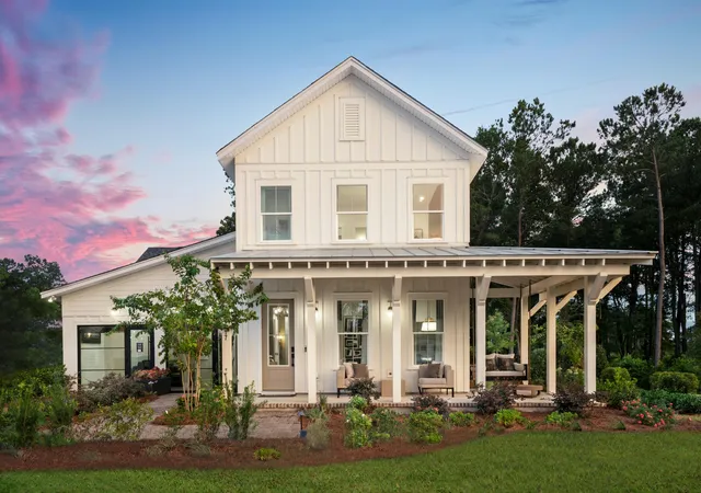 Photo 1 of Sale Pending at 537 Spiral Ramp Ct, Charleston, SC 29492 | MLS# 25027951 | Listing updated on 2026-08-05