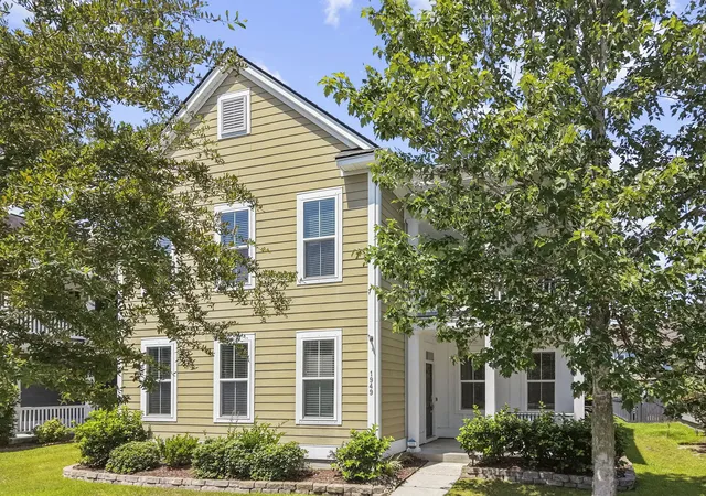 Photo 1 of Single family home for sale at 1949 Gammon St, Charleston, SC 29414 | MLS# 26020571 | Listing updated on 2026-09-09