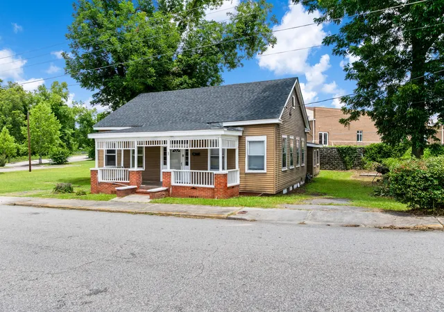 Photo 1 of Single family home for sale at 214 Dutton St, Orangeburg, SC 29115 | MLS# 26020356 | Listing updated on 2026-07-24