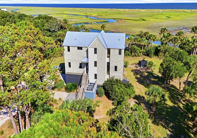 Photo 1 of Single family home for sale at 618 Flowers Dr, Edisto Island, SC 29438 | MLS# 26024054 | Listing updated on 2026-08-25