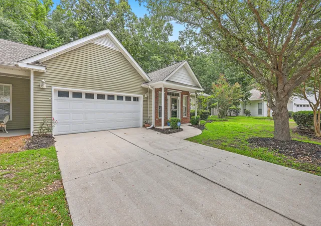 Photo 3 of Townhouse for sale at 8693 Grassy Oak Trl, North Charleston, SC 29420 | MLS# 26021027 | Listing updated on 2026-07-23