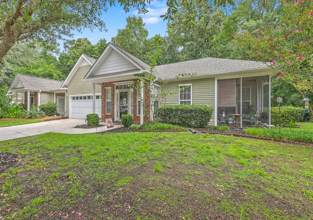 Photo 3 of Townhouse for sale at 8693 Grassy Oak Trl, North Charleston, SC 29420 | MLS# 26021027 | Listing updated on 2026-07-23