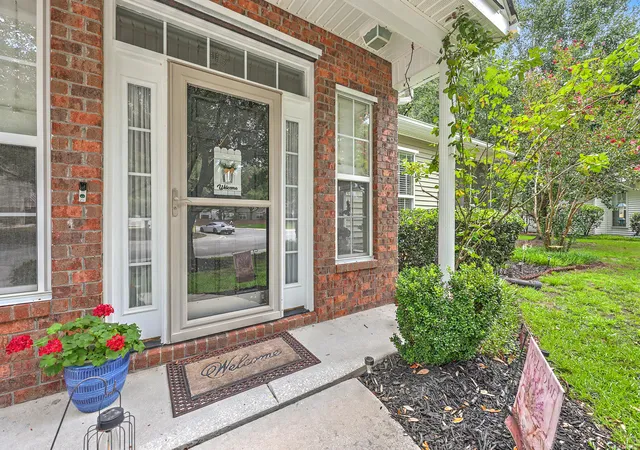 Photo 4 of Townhouse for sale at 8693 Grassy Oak Trl, North Charleston, SC 29420 | MLS# 26021027 | Listing updated on 2026-07-23