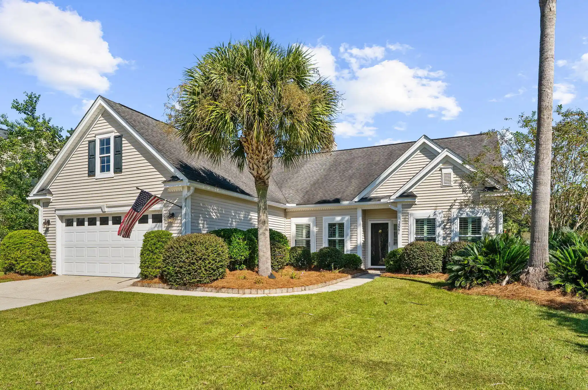 Photo 1 of Single family home for sale at 2061 Bancroft Ln, Mount Pleasant, SC 29466 | MLS# 26029520 | Listing updated on 2026-10-30