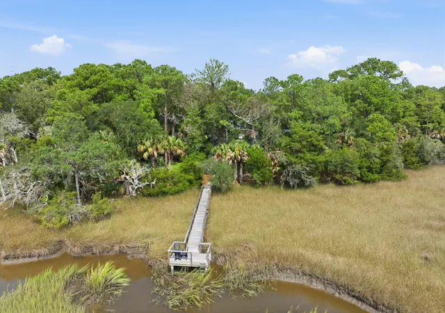 Photo 3 of Single family home for sale at 1929 Dunes Mill Wy, Mount Pleasant, SC 29466 | MLS# 26024493 | Listing updated on 2026-09-15