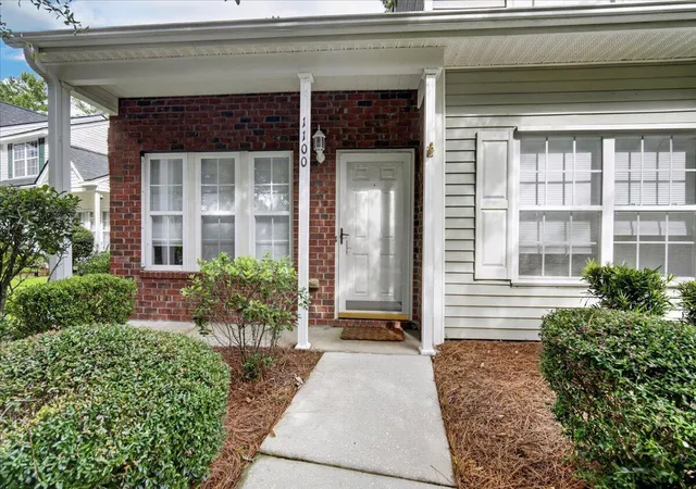 Photo 2 of Townhouse for sale at 1100 Pine Blf Dr, Summerville, SC 29483 | MLS# 26023196 | Listing updated on 2026-09-04
