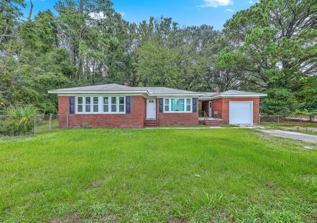 Photo 1 of Single family home for sale at 1482 Bells Hwy, Walterboro, SC 29488 | MLS# 25019468 | Listing updated on 2026-09-18