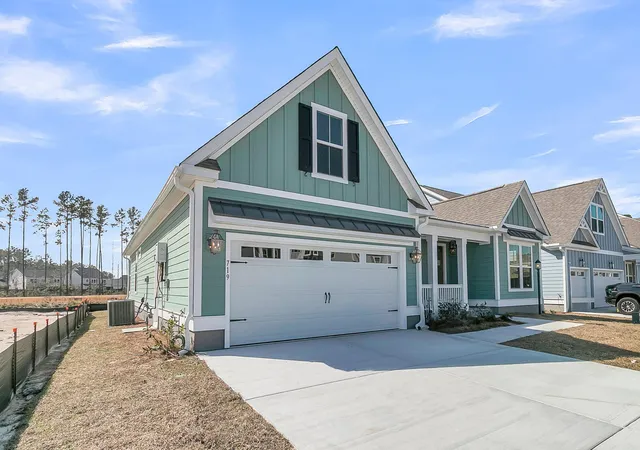 Photo 3 of Sale Pending at 314 Cherry Orchard Dr, Summerville, SC 29483 | MLS# 26019013 | Listing updated on 2026-08-31