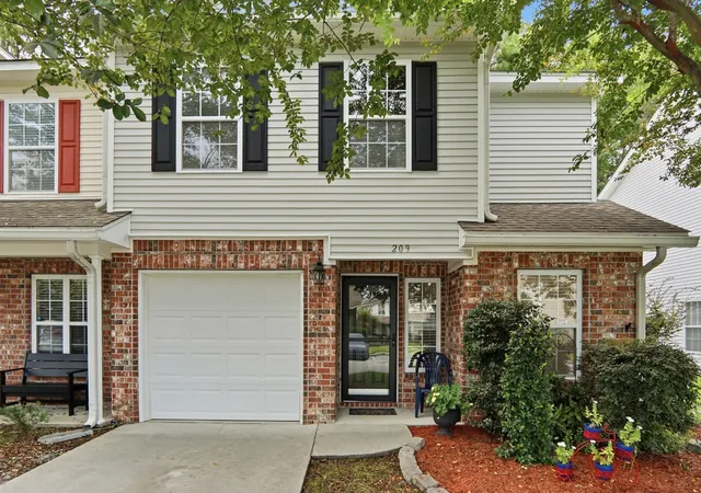 Photo 3 of Townhouse for sale at 209 Jackson St, Goose Creek, SC 29445 | MLS# 26024088 | Listing updated on 2026-09-14