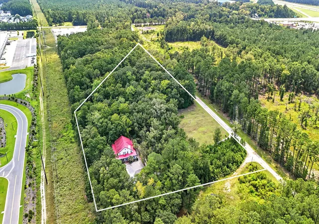 1st image of 966 Hardwood Ln, Summerville, SC 29486 | MLS# 26021765