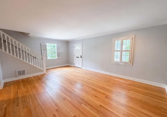 Photo 3 of Sale Pending at 170 Queen St, Charleston, SC 29401 | MLS# 26022655 | Listing updated on 2026-08-20