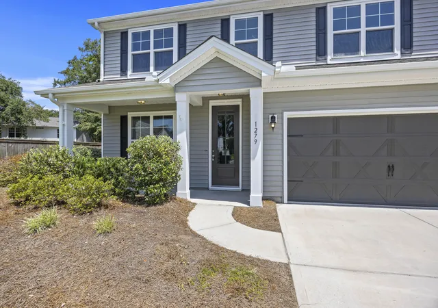 Photo 3 of Single family home for sale at 1279 Hammrick Ln, Johns Island, SC 29455 | MLS# 26023459 | Listing updated on 2026-09-16