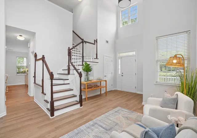 Photo 3 of Single family home for sale at 1880 Oleander Ct, Charleston, SC 29414 | MLS# 26024593 | Listing updated on 2026-09-18
