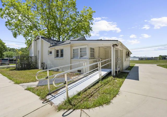3rd image of 1938 English St, North Charleston, SC 29405 | MLS# 26013232
