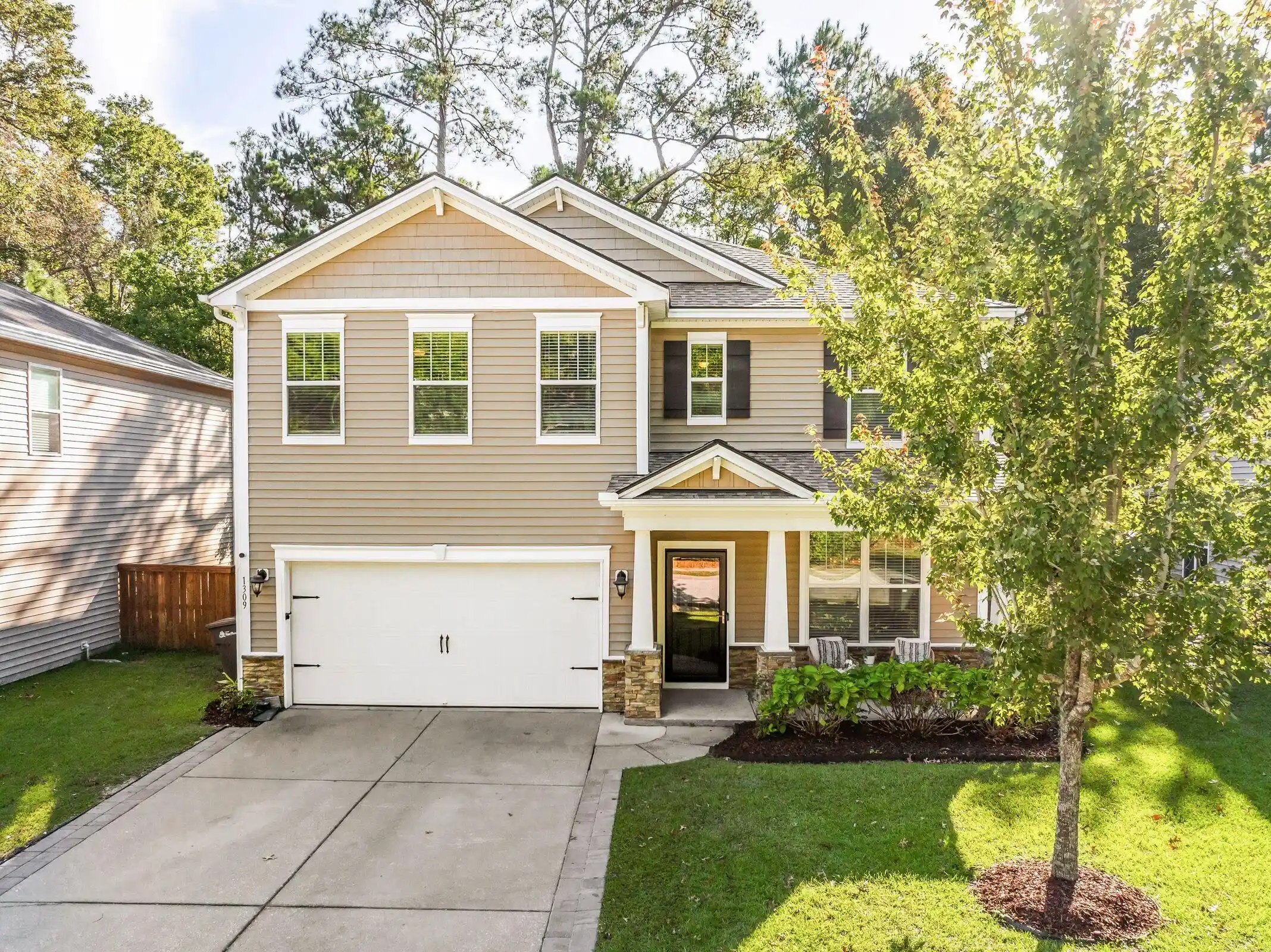 Photo 1 of Single family home for sale at 1309 Merchant Ct, Mount Pleasant, SC 29466 | MLS# 26028974 | Listing updated on 2026-10-23
