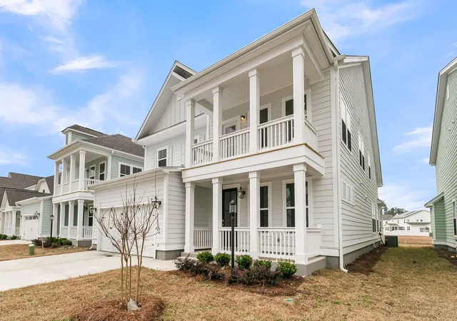 Photo 1 of Single family home for sale at 774 Maynard Ln, Summerville, SC 29486 | MLS# 26012451 | Listing updated on 2026-09-03