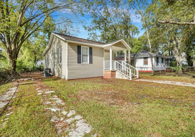 Photo 4 of Single family home for sale at 2674 Houston St, North Charleston, SC 29405 | MLS# 24028882 | Listing updated on 2026-09-08
