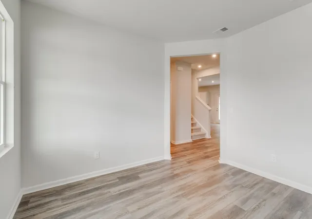 Photo 2 of Single family home for sale at 800 Meadowbrook Ln, Summerville, SC 29486 | MLS# 26021060 | Listing updated on 2026-09-11