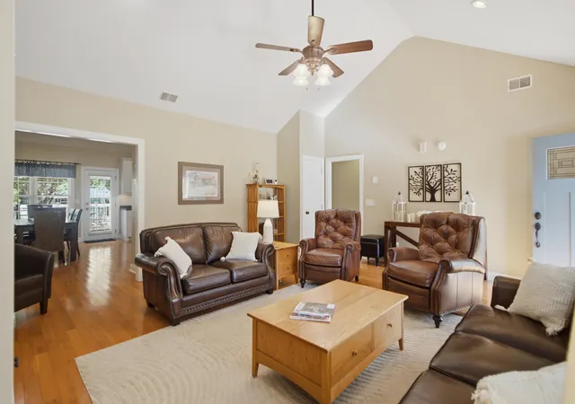 Photo 4 of Single family home for sale at 409 Sandy Dr, Moncks Corner, SC 29461 | MLS# 26021819 | Listing updated on 2026-08-18