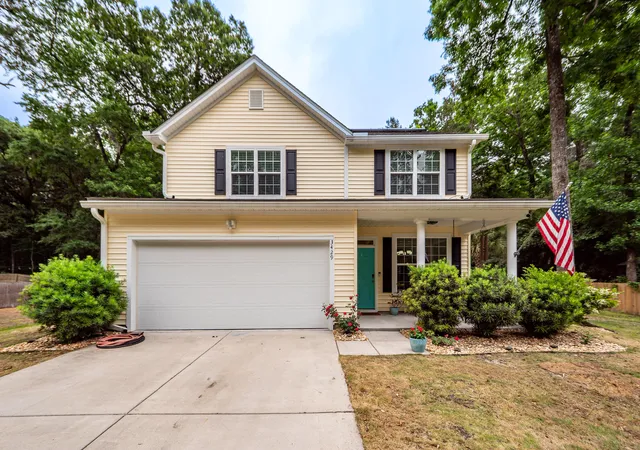 Homes for sale in Johns Island, SC | 3429 Berryhill Rd, Johns Island, SC 29455 | MLS# 26012114