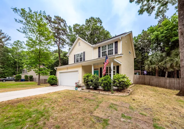 Homes for sale in Johns Island, SC | 3429 Berryhill Rd, Johns Island, SC 29455 | MLS# 26012114