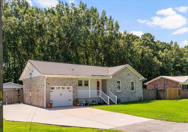 2nd image of 121 Gator Dr, Goose Creek, SC 29445 | MLS# 26018350