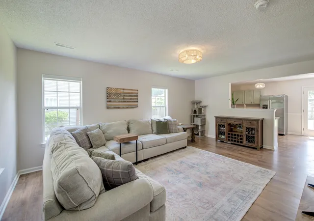 Photo 3 of Single family home for sale at 5095 Thornton Dr, Summerville, SC 29485 | MLS# 26019813 | Listing updated on 2026-09-16