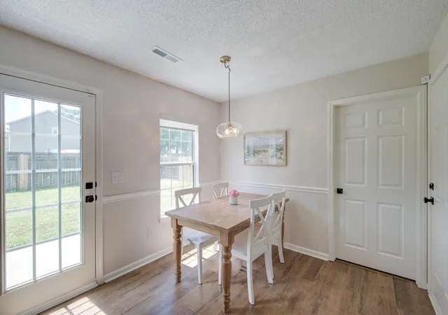 Photo 4 of Single family home for sale at 5095 Thornton Dr, Summerville, SC 29485 | MLS# 26019813 | Listing updated on 2026-09-16