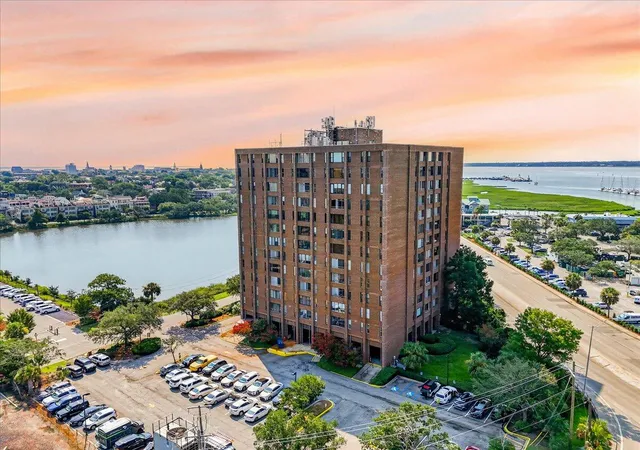 1st image of 14 Lockwood Dr #Apt 10i, Charleston, SC 29401 | MLS# 26021972