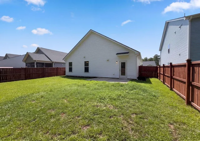 Photo 4 of Single family home for sale at 150 Wappoo Trace Ln, Summerville, SC 29486 | MLS# 26023884 | Listing updated on 2026-10-08