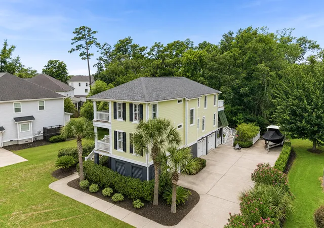 Photo 3 of Single family home for sale at 1129 Lands End Dr, Charleston, SC 29410 | MLS# 26019265 | Listing updated on 2026-09-02