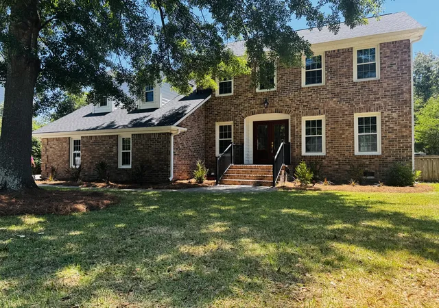 Homes for sale in Mount Pleasant, SC | 1154 Plantation Ln, Mount Pleasant, SC 29464 | MLS# 26017419