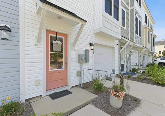 image of 1017 Pettiford Pl, Hanahan, SC 29410 | MLS# 26021375