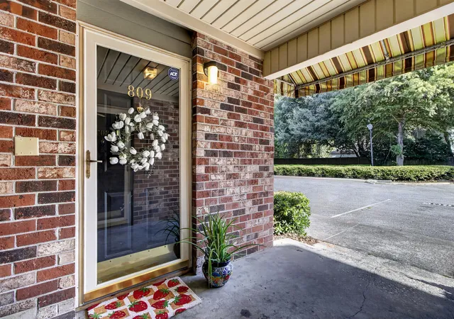 image of 809 Andrea Ln, Hanahan, SC 29410 | MLS# 26021206