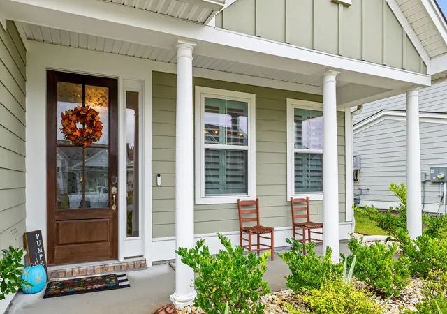 Photo 3 of Single family home for sale at 125 Riley Farms Ct, Summerville, SC 29486 | MLS# 26023122 | Listing updated on 2026-09-04