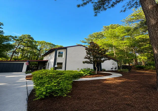 Photo 1 of Single family home for sale at 204 Chamblee Rd, Walterboro, SC 29488 | MLS# 26018373 | Listing updated on 2026-09-21